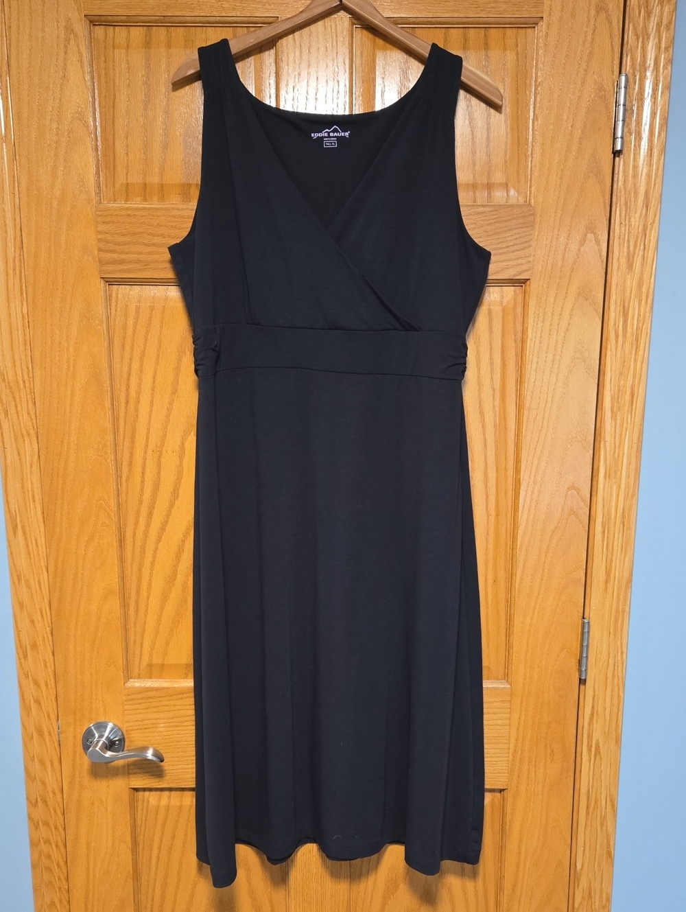 Eddie Bauer Black Sleeveless V-Neck Dress
